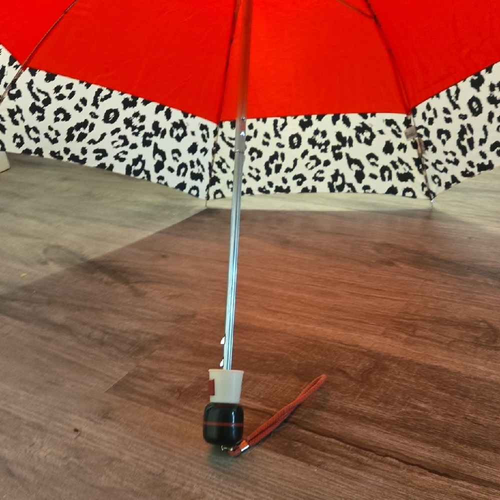 Dior Red Canopy Umbrella with Leopard-Print Border - Picture 6 of 8